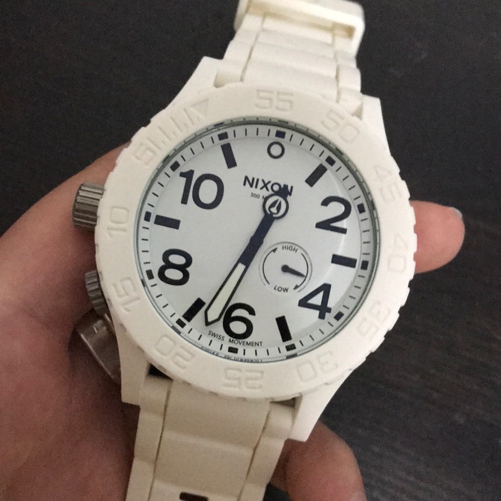 White Rubber Nixon 51-30